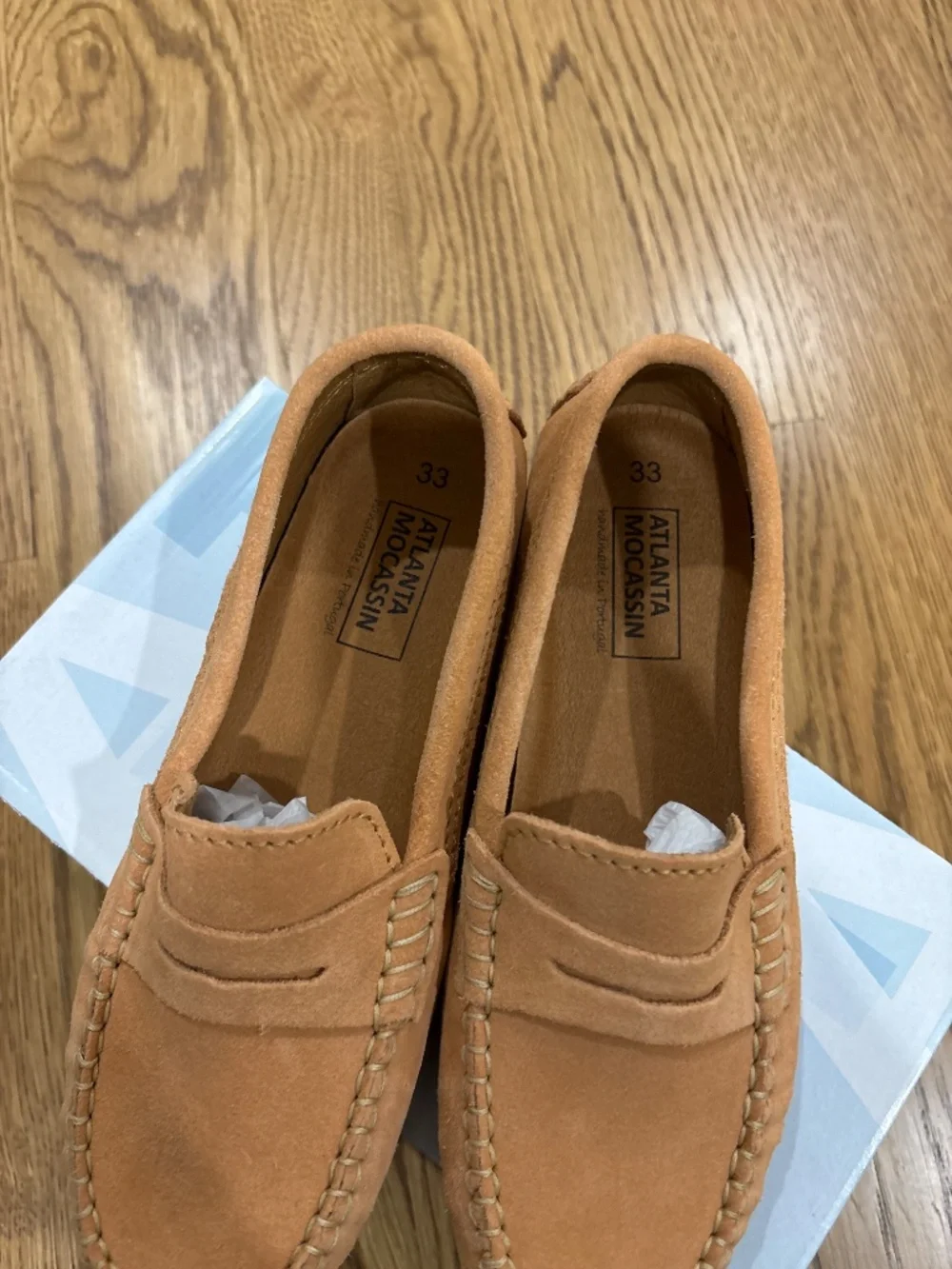 Atlanta moccasin rose suede size 33